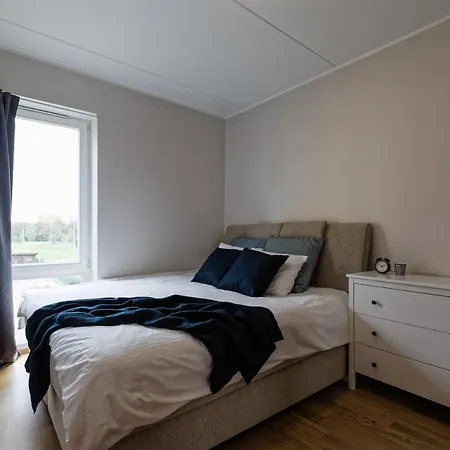 Апартаменты Cosy Close To The Beach! *
